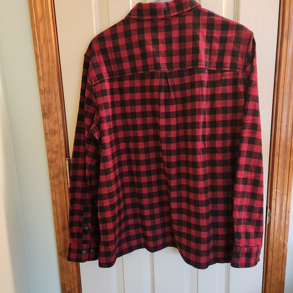 Womens size Large Carhartt Buffalo check plaid flannel button down shirt - Picture 3 of 7